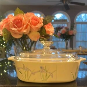 "Shadow Iris" - 2L / 2Qt with Glass Lid by Corning (A-2-B)